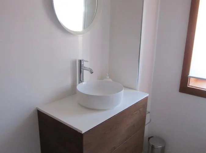 The Artist's דירה *